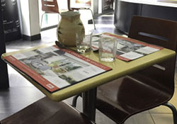Set de table et gobelet